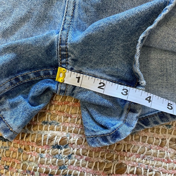 Zara High Rise Shorts - Picture 9 of 9